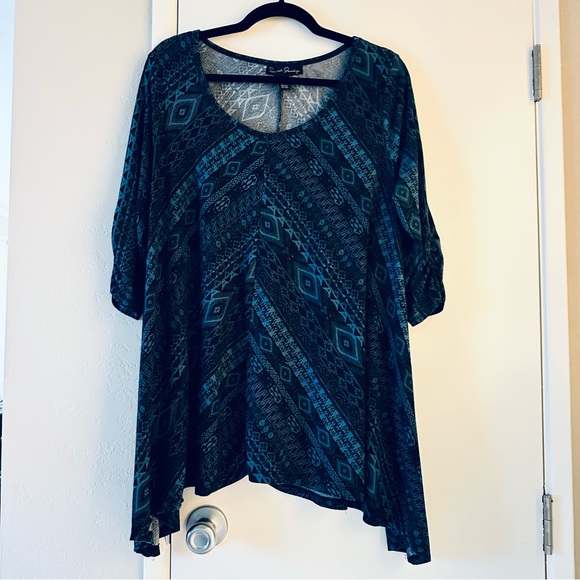 French Laundry Tops - French Laundry, Tunic Top, Size Large, Blue Geometric Patterned